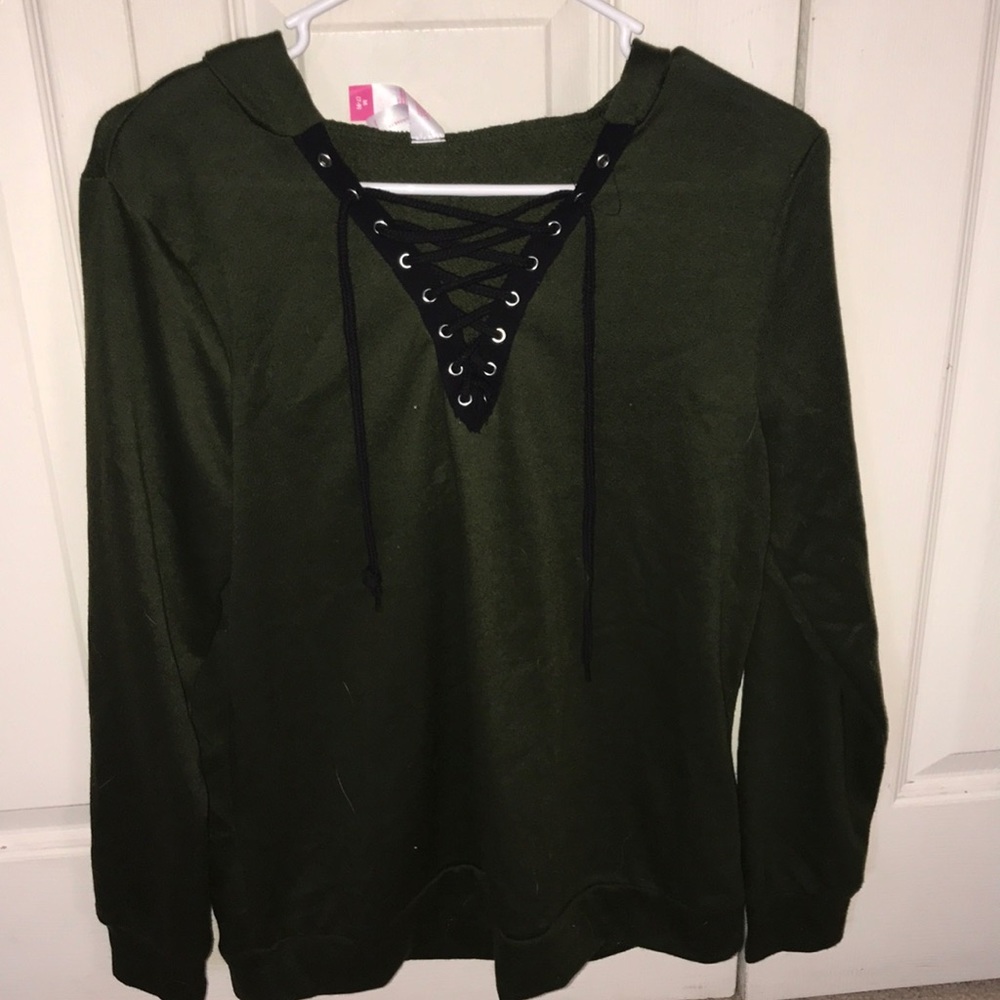 Cozy sweater with hood